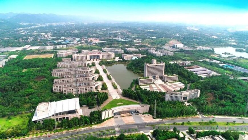 外交部回应中国春节电影海外热映,澳门正版资料兔费公开,确保成语解释落实的问题_精英版V14.56